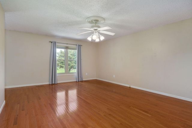 4789 S Farm Road 193, Rogersville, MO 65742