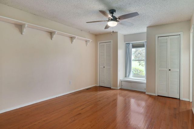 4789 S Farm Road 193, Rogersville, MO 65742
