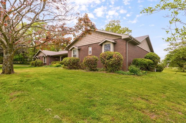 4789 S Farm Road 193, Rogersville, MO 65742
