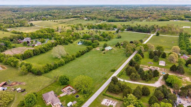 4789 S Farm Road 193, Rogersville, MO 65742