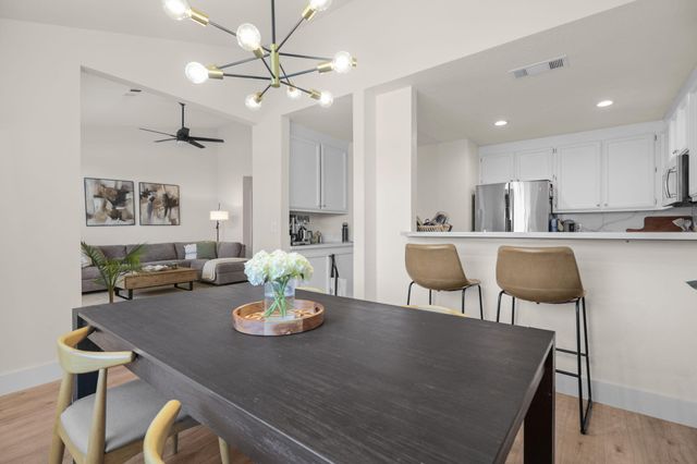 6014 Mid Drive Trail, Redding, CA 96003