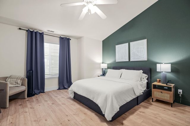 6014 Mid Drive Trail, Redding, CA 96003