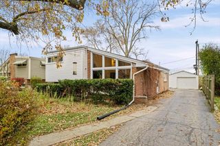 1317 Arbor Avenue, Highland Park, IL 60035