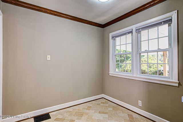 10506 Fairview Ave, Louisville, KY 40299
