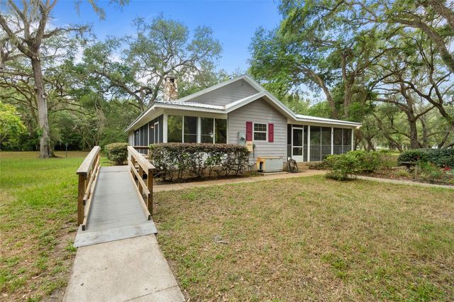 1153 CR 722, Webster, FL 33597