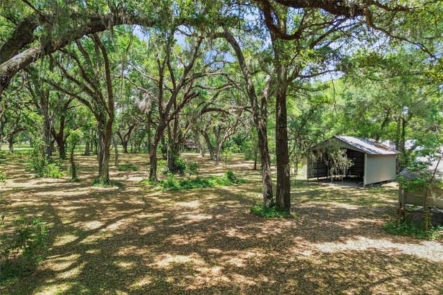 1153 CR 722, Webster, FL 33597