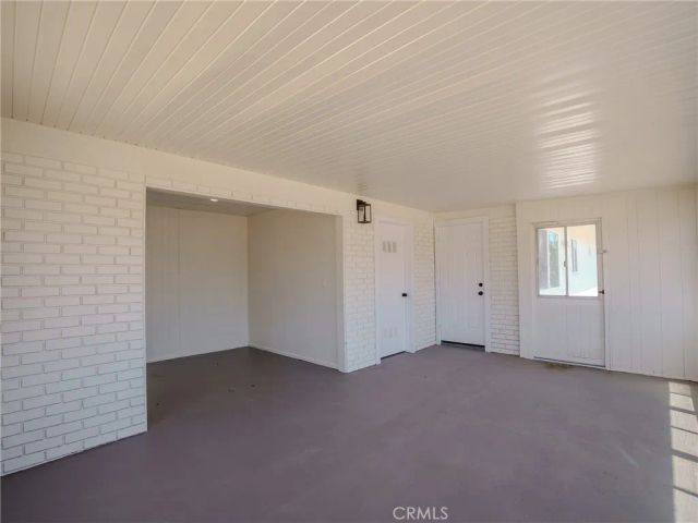 21865 Fox, Apple Valley, CA 92307