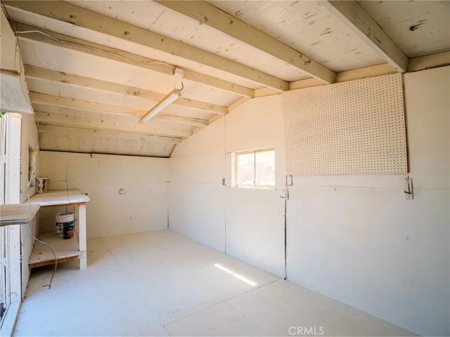 21865 Fox, Apple Valley, CA 92307
