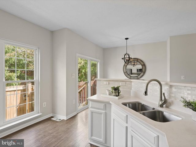 4019 KIMBERLEY GLEN CT, Chantilly, VA 20151