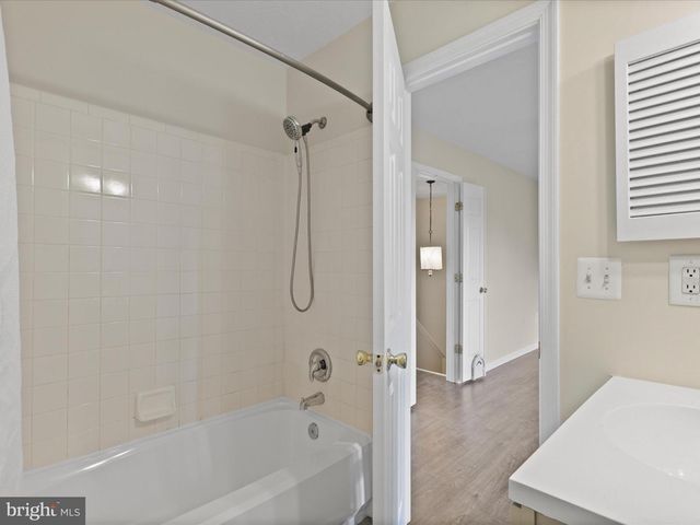4019 KIMBERLEY GLEN CT, Chantilly, VA 20151