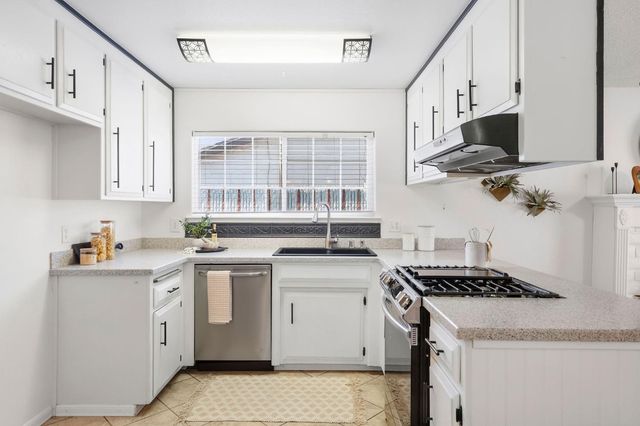 4081 Alta Lorraine Way, North Highlands, CA 95660