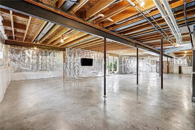 12405 W 162nd Street, Overland Park, KS 66062