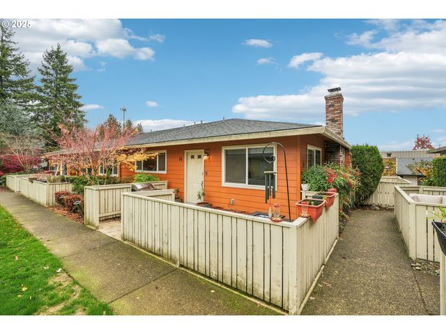 2531 Sw SPRING GARDEN St, Portland, OR 97219