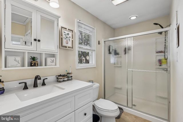437 SUMMER AVE, Edgewater Park, NJ 08010