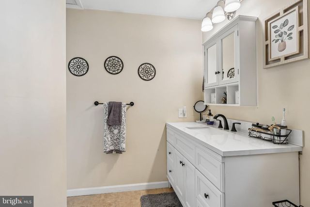 437 SUMMER AVE, Edgewater Park, NJ 08010