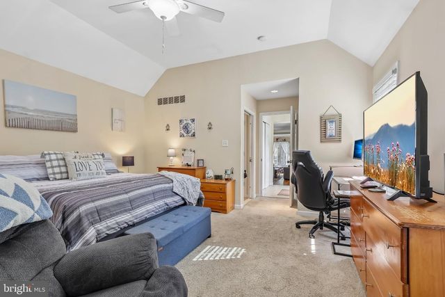 437 SUMMER AVE, Edgewater Park, NJ 08010