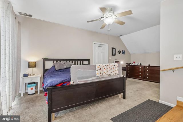437 SUMMER AVE, Edgewater Park, NJ 08010