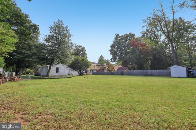 437 SUMMER AVE, Edgewater Park, NJ 08010