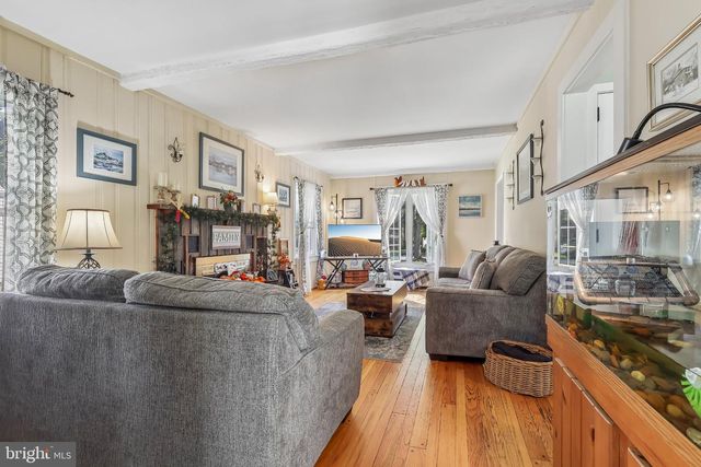 437 SUMMER AVE, Edgewater Park, NJ 08010