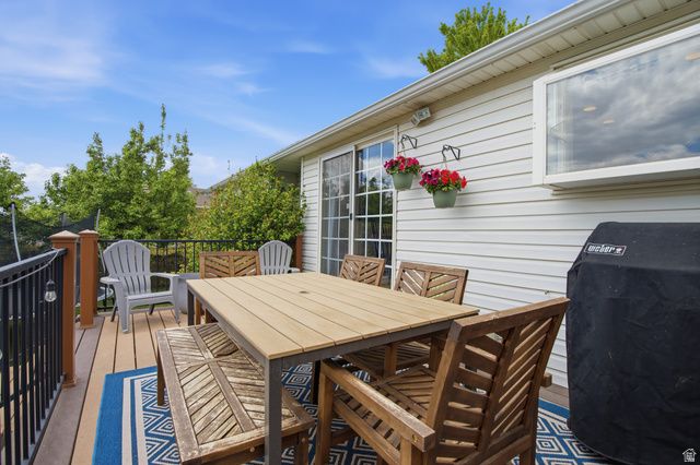 23 W PARK DR, Kaysville, UT 84037