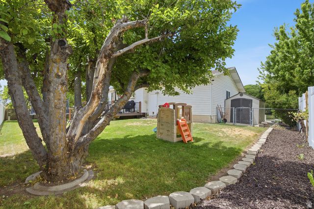 23 W PARK DR, Kaysville, UT 84037