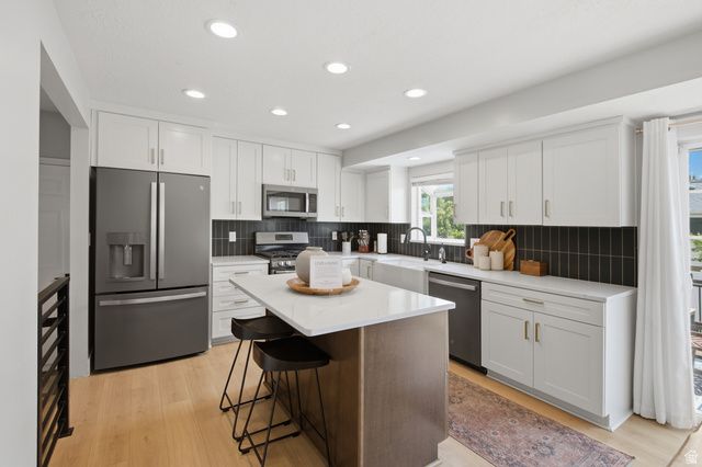 23 W PARK DR, Kaysville, UT 84037