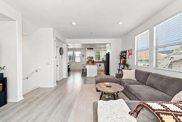 1866 Orizaba, Signal Hill, CA 90755