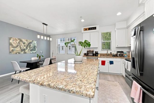 1866 Orizaba, Signal Hill, CA 90755