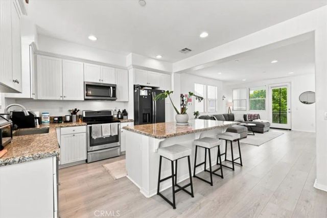 1866 Orizaba, Signal Hill, CA 90755