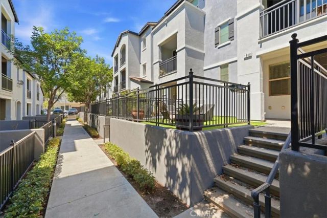 1866 Orizaba, Signal Hill, CA 90755