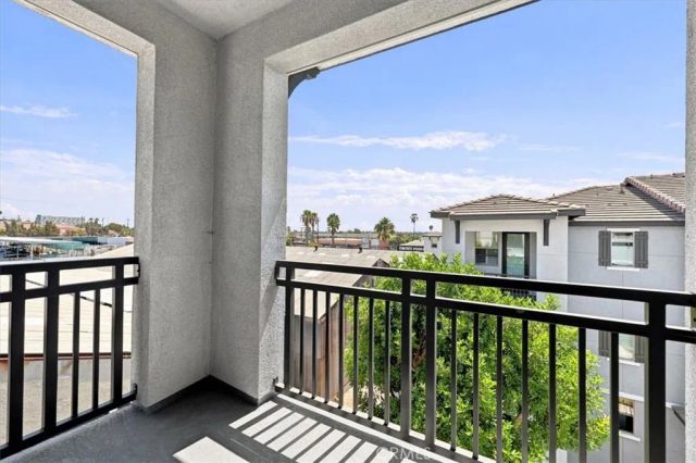 1866 Orizaba, Signal Hill, CA 90755