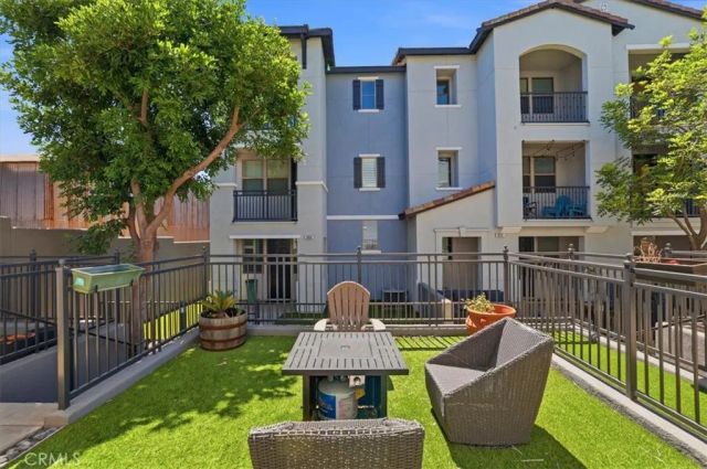 1866 Orizaba, Signal Hill, CA 90755