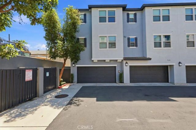 1866 Orizaba, Signal Hill, CA 90755