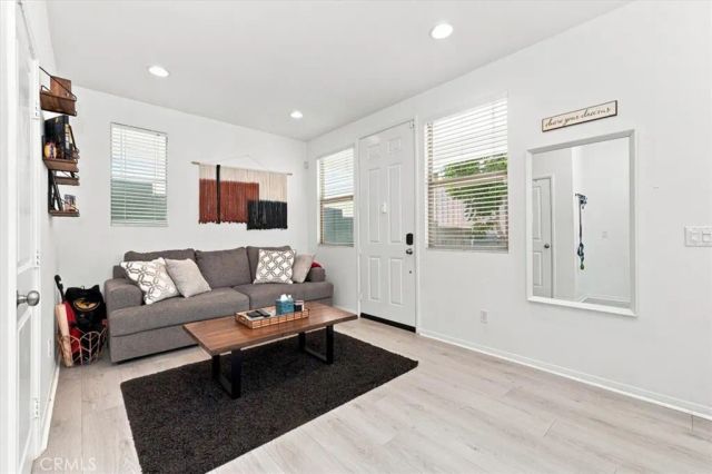 1866 Orizaba, Signal Hill, CA 90755