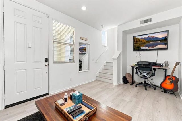 1866 Orizaba, Signal Hill, CA 90755