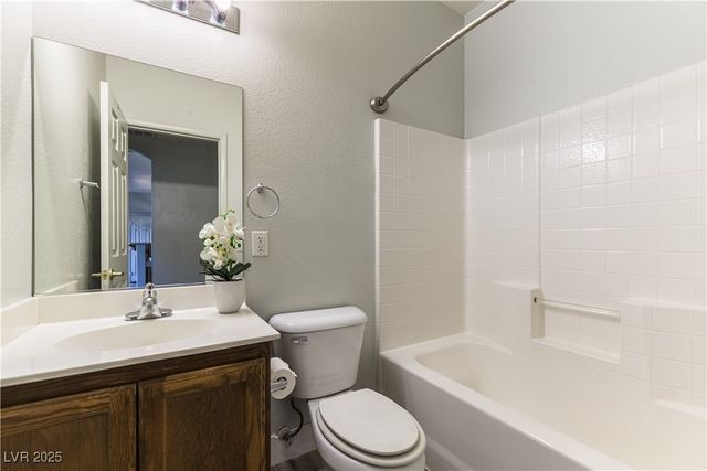 6328 Sandy Ridge Street 201, North Las Vegas, NV 89081