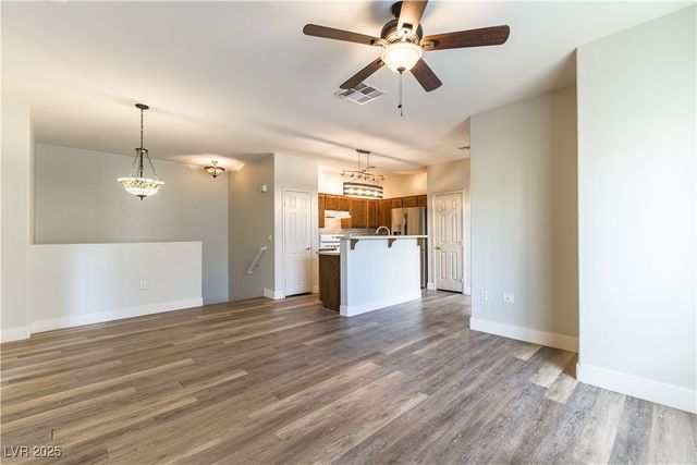 6328 Sandy Ridge Street 201, North Las Vegas, NV 89081