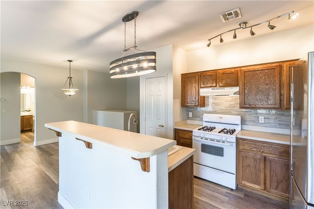 6328 Sandy Ridge Street 201, North Las Vegas, NV 89081