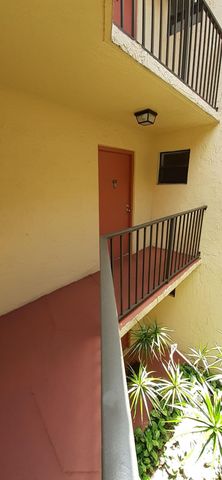 3252 Foxcroft Road 201, Miramar, FL 33025