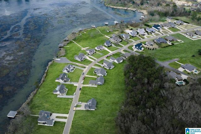 306 LAKE CREEK DRIVE, Guntersville, AL 35976