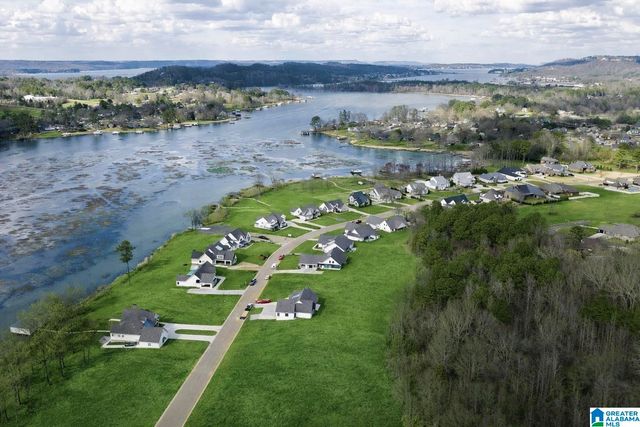 306 LAKE CREEK DRIVE, Guntersville, AL 35976
