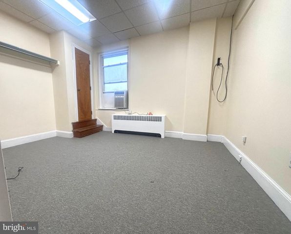 346 DENISON ST, Baltimore, MD 21229