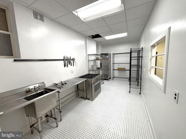 346 DENISON ST, Baltimore, MD 21229