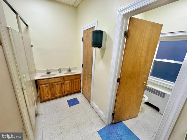 346 DENISON ST, Baltimore, MD 21229