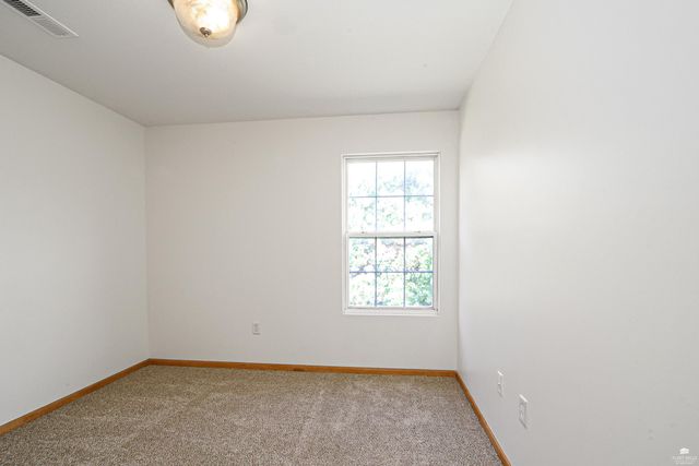 2404 Walden Lane, Manhattan, KS 66502