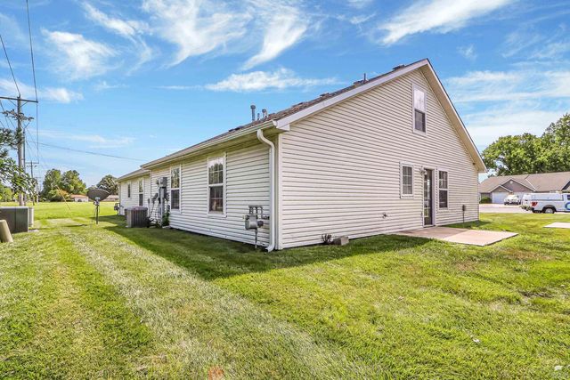2404 Walden Lane, Manhattan, KS 66502