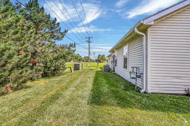2404 Walden Lane, Manhattan, KS 66502