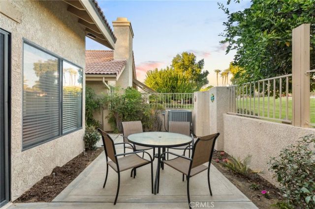 152 Verde Way, Palm Desert, CA 92260