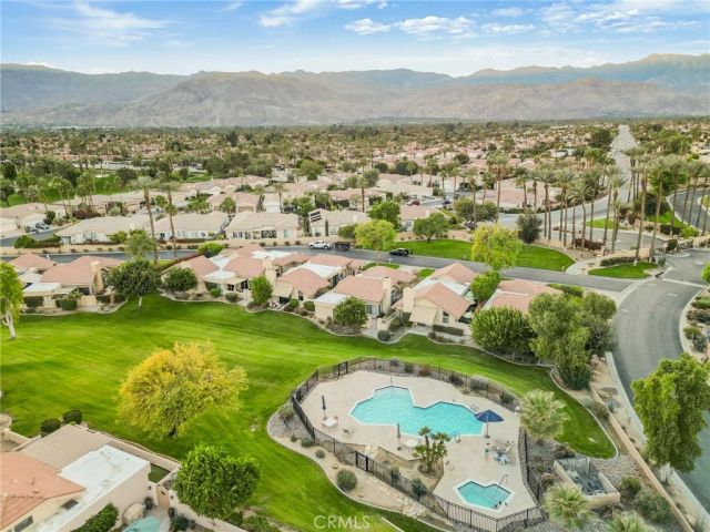 152 Verde Way, Palm Desert, CA 92260