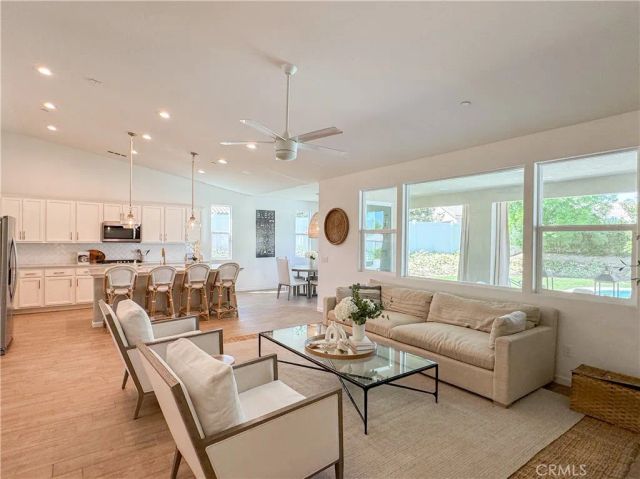 1911 Highgate Greens, Bakersfield, CA 93311